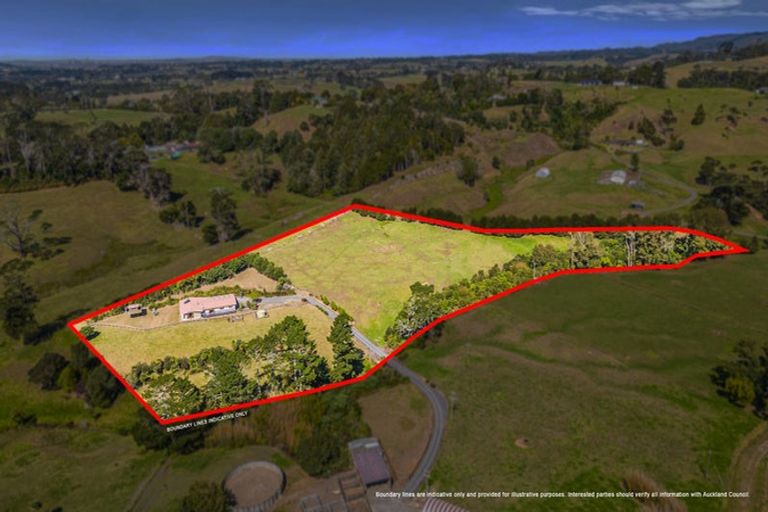 Photo of property in 117 Worrall Road, Kumeu, 0891