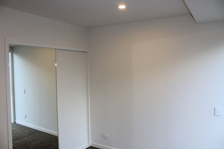 Photo of property in Pinnacle Apartments, E602/160 Victoria Street, Te Aro, Wellington, 6011