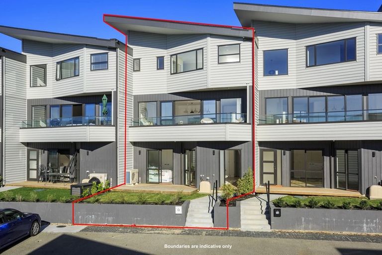 Photo of property in 12 Moki Place, Long Bay, Auckland, 0630