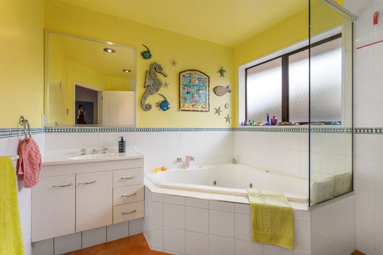 Photo of property in 11 Blakeley Place, Kaiapoi, 7630