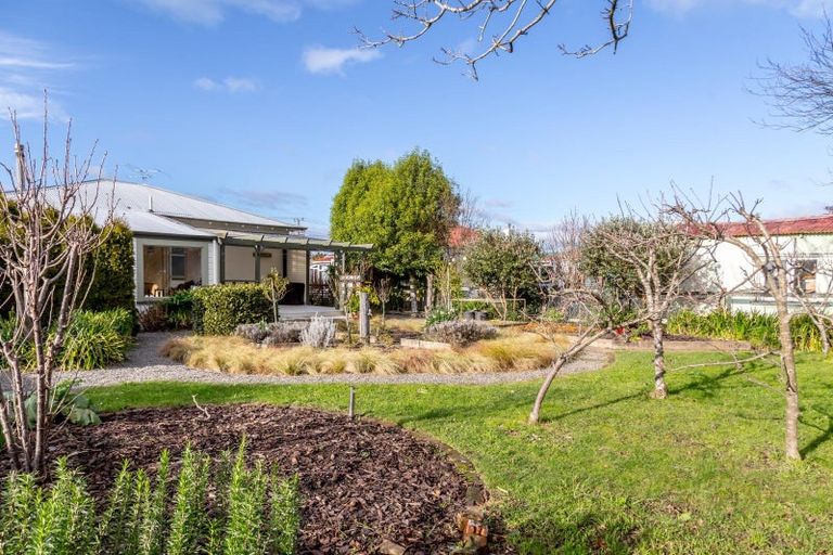 Photo of property in 24 Wyndham Street, Carterton, 5713