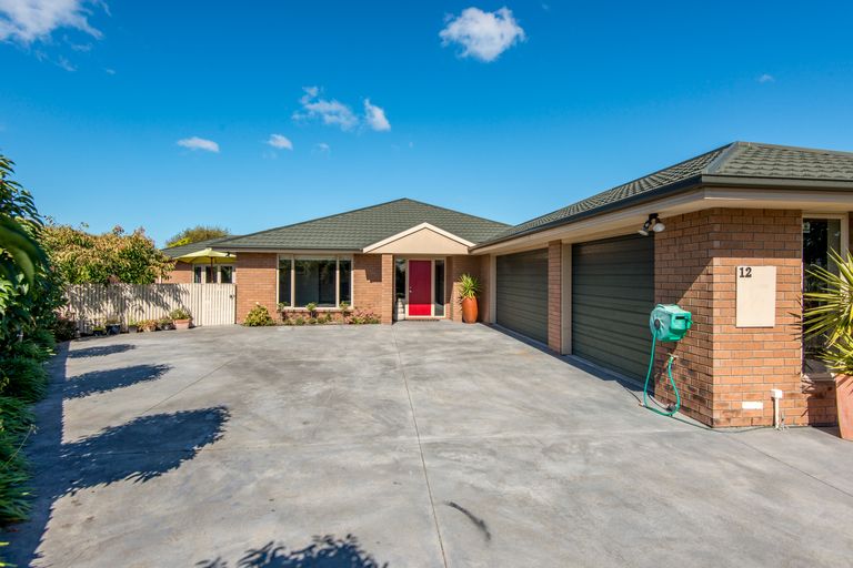 Photo of property in 12 Alderney Mews, Casebrook, Christchurch, 8051