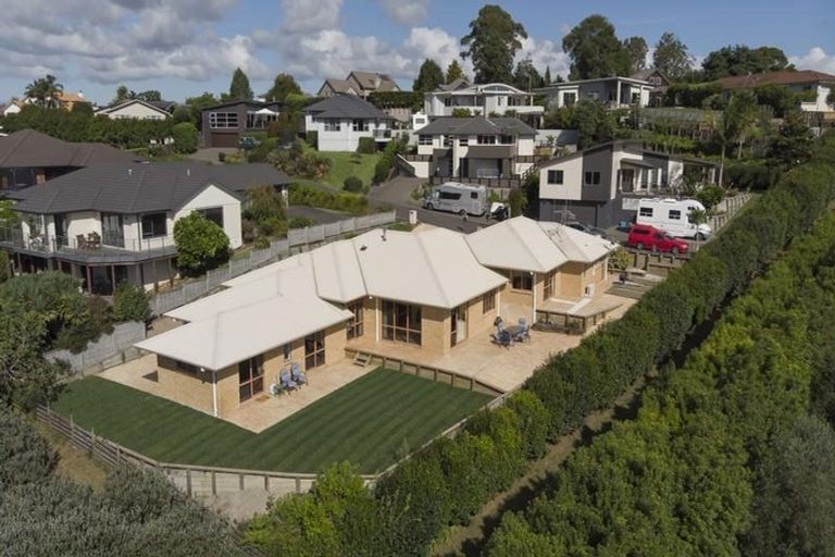 Photo of property in 41 Contour Avenue, Pyes Pa, Tauranga, 3112