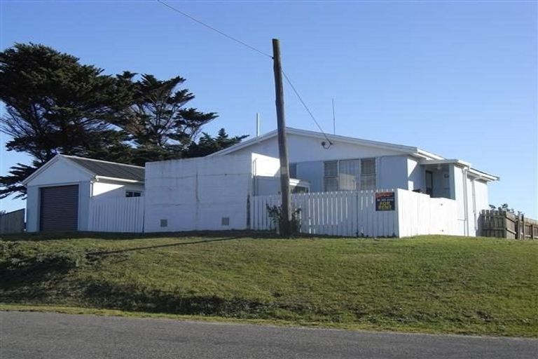 Photo of property in 65 Rua Avenue, Waitarere Beach, Levin, 5510