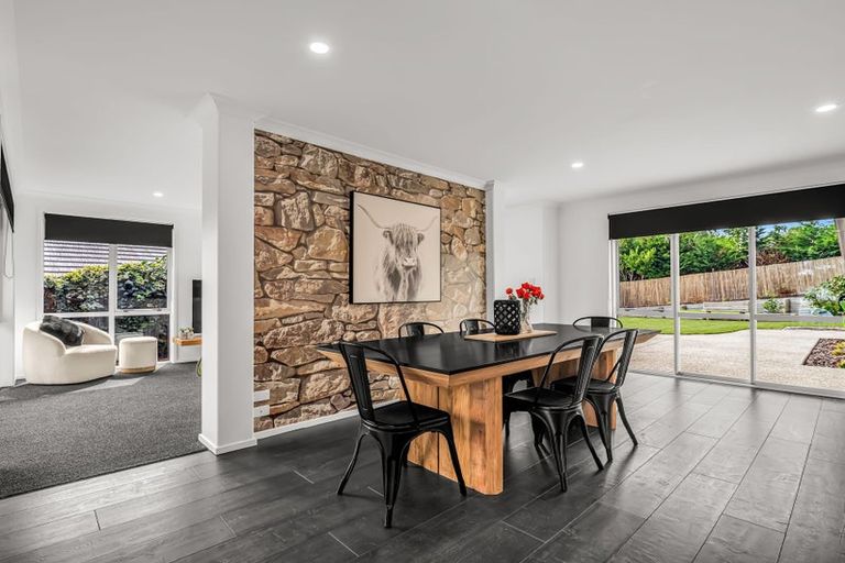 Photo of property in 73 Rexford Heights, Pyes Pa, Tauranga, 3112