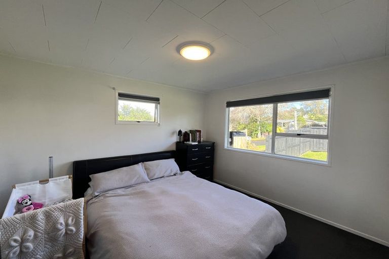 Photo of property in 10 Aquarius Avenue, Glen Eden, Auckland, 0602