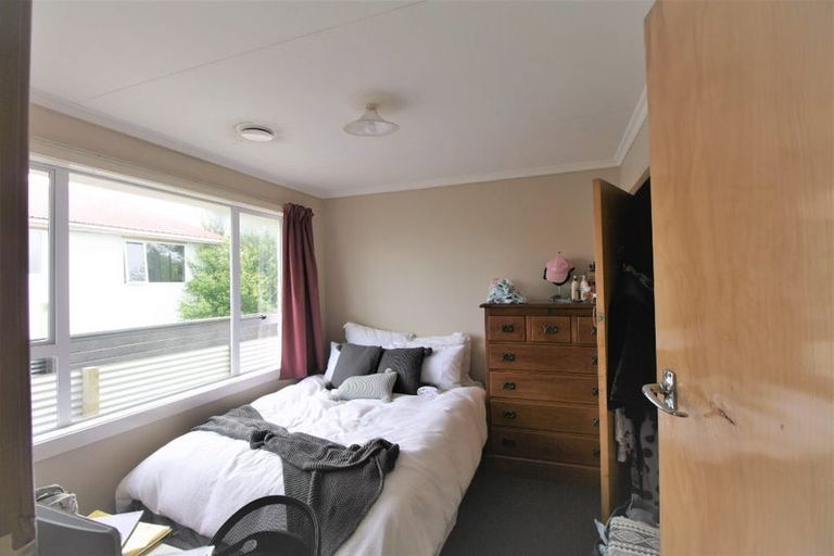 Photo of property in 28 Cargill Street, Waikiwi, Invercargill, 9810