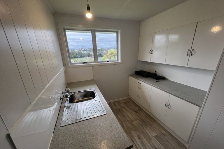Photo of property in 18 Excellency Terrace, Ascot Park, Porirua, 5024