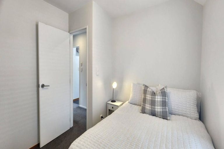 Photo of property in 2/21 Bishop Street, St Albans, Christchurch, 8014