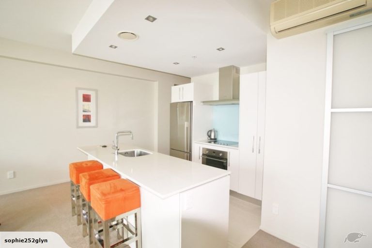 Photo of property in 33/8 Maunganui Road, Mount Maunganui, 3116