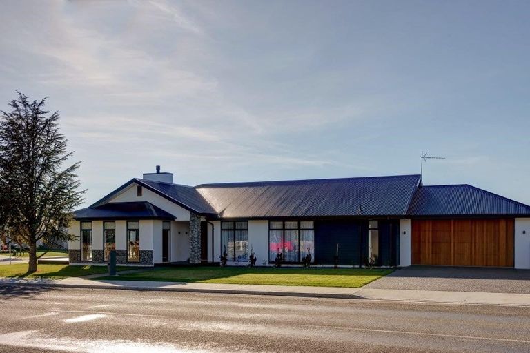 Photo of property in 292 West Belt, Rangiora, 7400