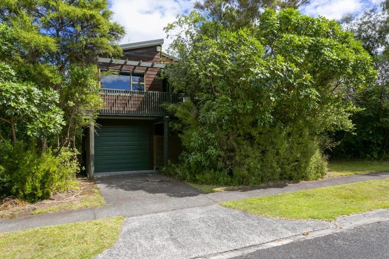 Photo of property in 17 Pikikotuku Place, Kuratau, Turangi, 3381