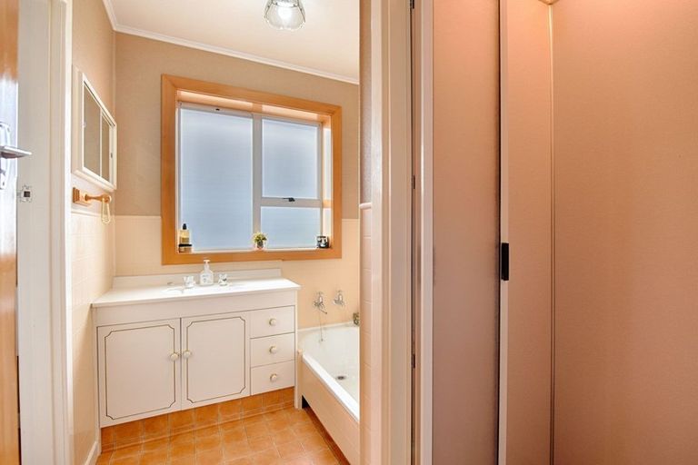 Photo of property in 18 Frank Street, Gore, 9710