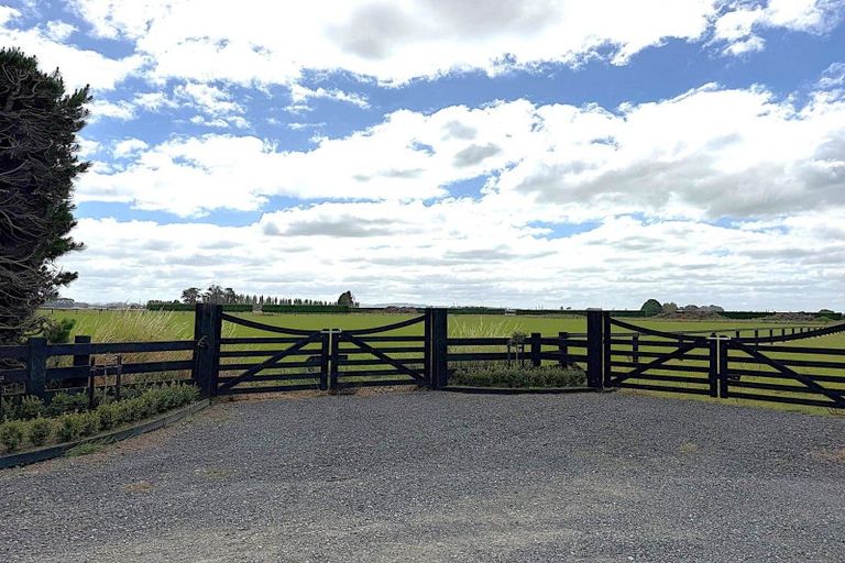 Photo of property in 80 Paddon Road, Branxholme, Invercargill, 9874