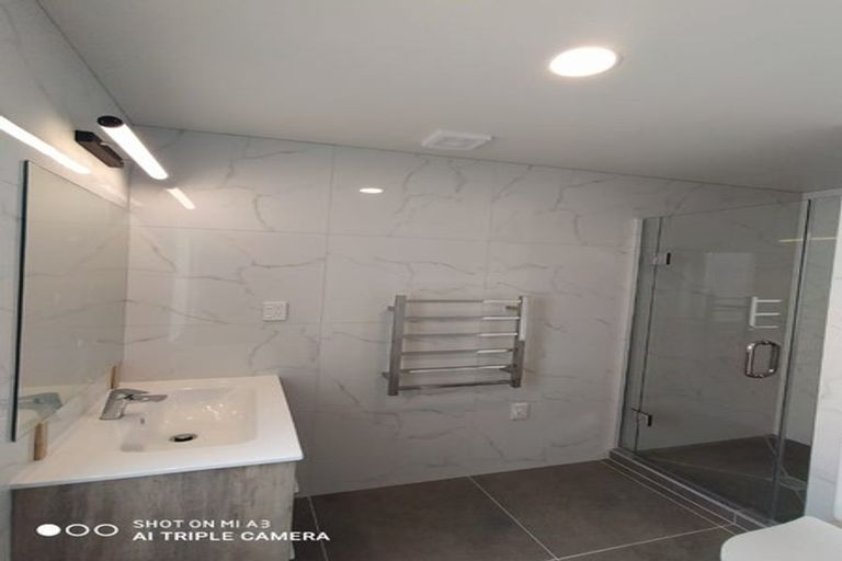 Photo of property in 32 Combat Street, Papakura, 2110