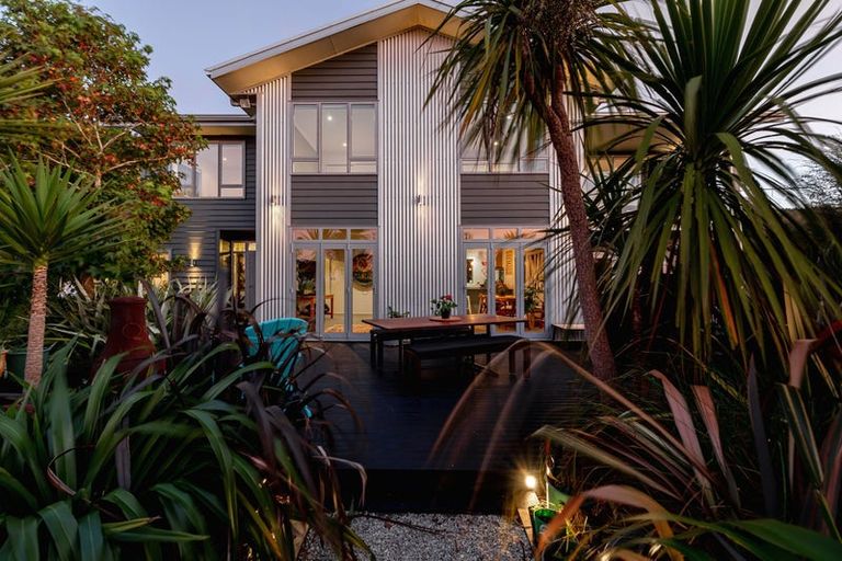 Photo of property in 191 Ngahere Park Road, Turitea, Palmerston North, 4472