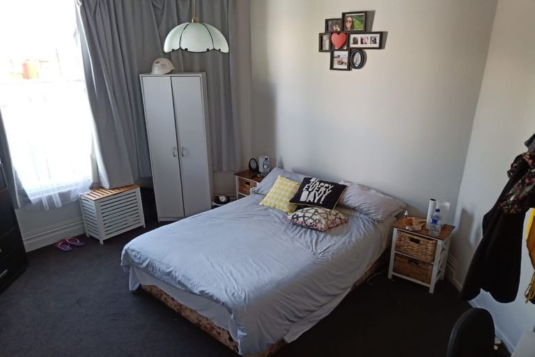 Photo of property in 1/1b Birkenhead Avenue, Birkenhead, Auckland, 0626