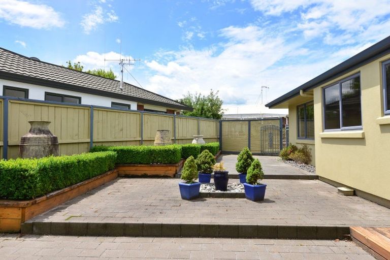 Photo of property in 52 Diomede Glade, Flagstaff, Hamilton, 3210