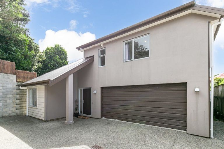 Photo of property in 35a Mandalay Terrace, Khandallah, Wellington, 6035