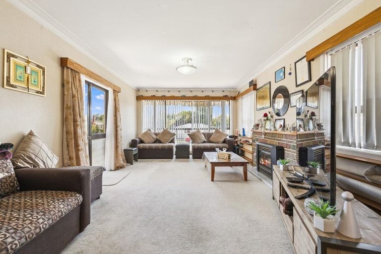 Photo of property in 64 Wyllie Road, Papatoetoe, Auckland, 2025