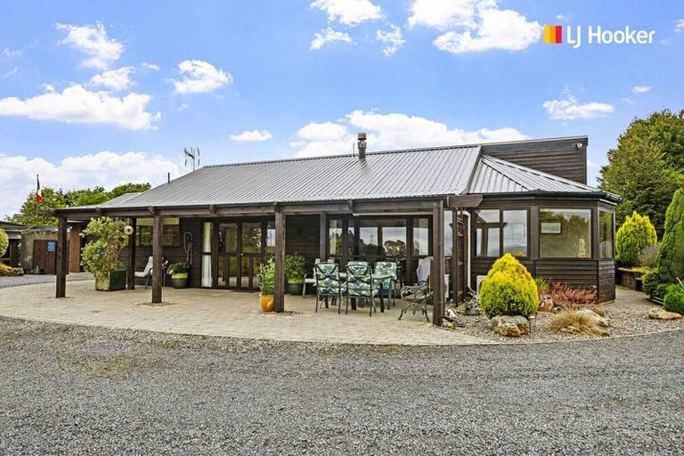 Photo of property in 43 Halfway Bush Road, Halfway Bush, Dunedin, 9076