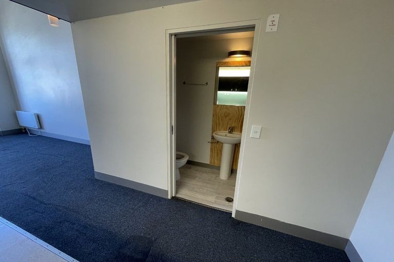 Photo of property in Urbane Apartments, 38/29 Webb Street, Mount Cook, Wellington, 6011