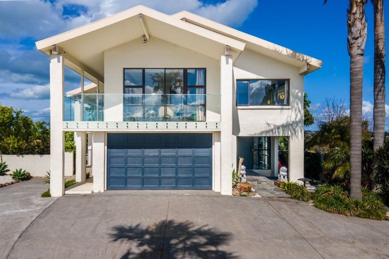 Photo of property in 24 Half Moon Rise, Half Moon Bay, Auckland, 2012