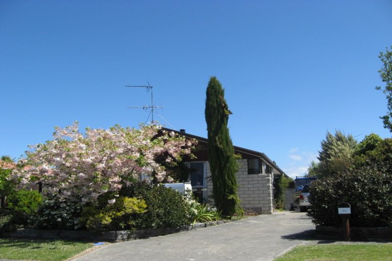 Photo of property in 35 Gibbs Drive, Woodend, 7610