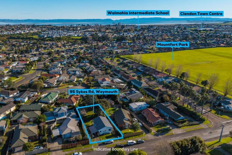 Photo of property in 95 Sykes Road, Weymouth, Auckland, 2103