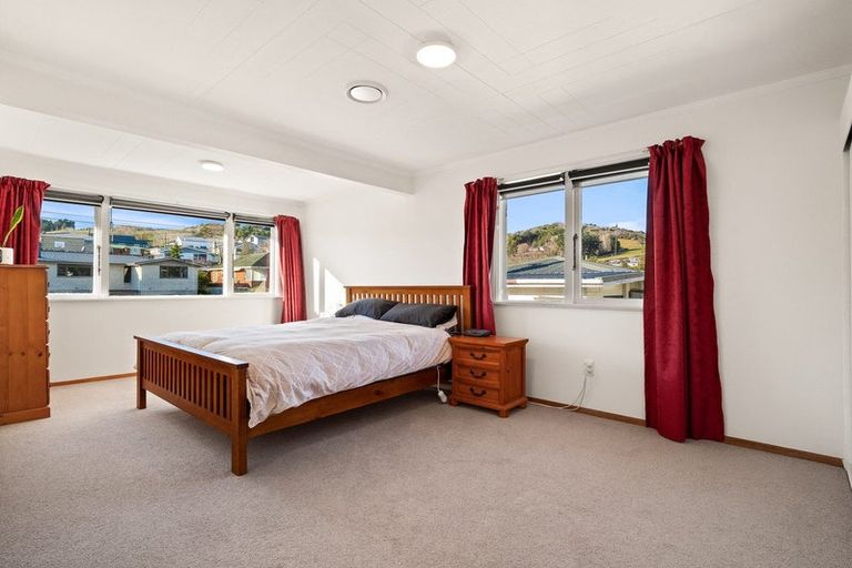 Photo of property in 5 Elwyn Crescent, Green Island, Dunedin, 9018