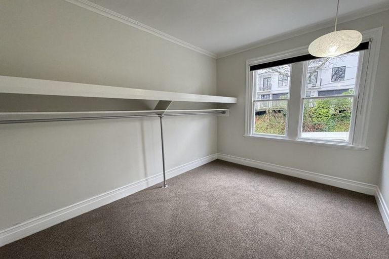 Photo of property in 355 The Terrace, Te Aro, Wellington, 6011