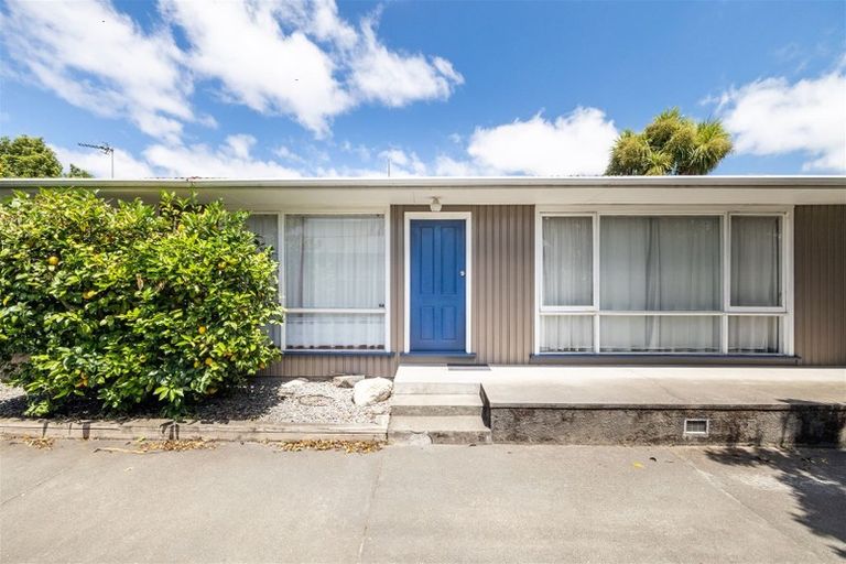 Photo of property in 80 Russley Road, Russley, Christchurch, 8042