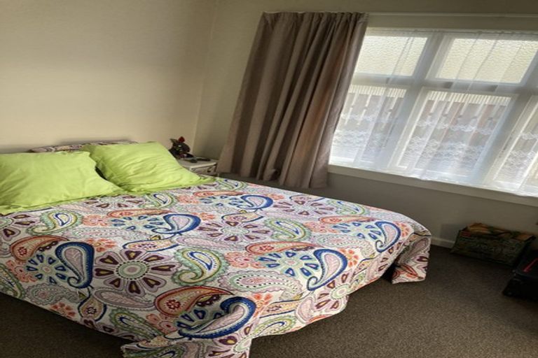 Photo of property in 128 Brougham Street, Westport, 7825