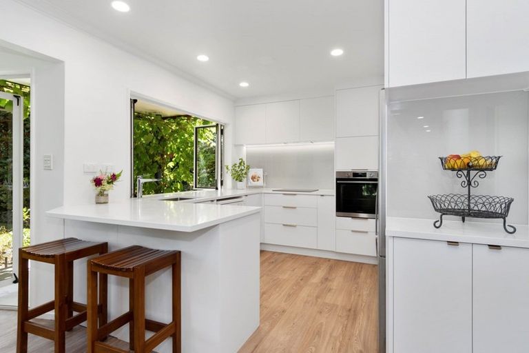 Photo of property in 636 Kaitemako Road, Welcome Bay, Tauranga, 3175