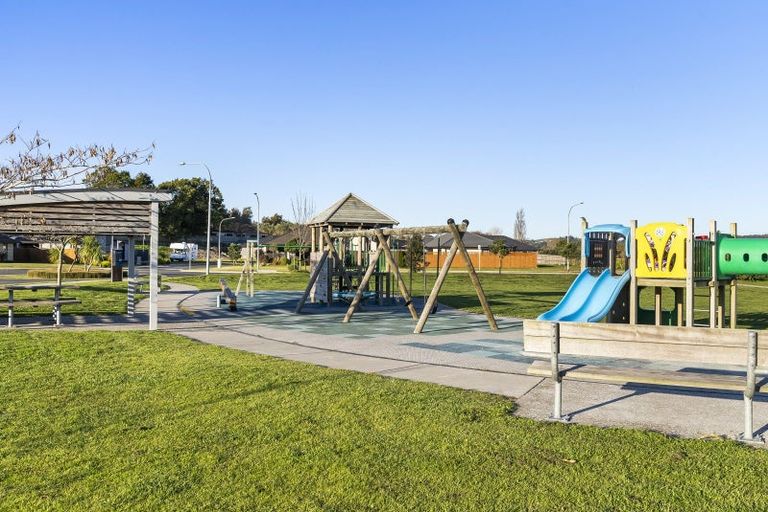 Photo of property in 7 Kotare Drive, Coastlands, Whakatane, 3120