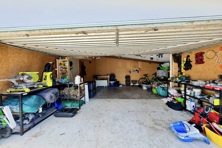 Photo of property in 39 Lockhart Avenue, Milson, Palmerston North, 4414