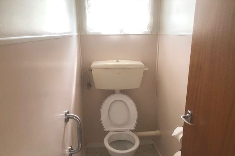 Photo of property in 3/67 Titirangi Road, New Lynn, Auckland, 0600