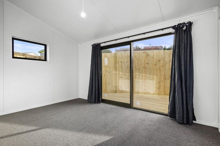 Photo of property in 104a Te Pene Avenue, Titahi Bay, Porirua, 5022