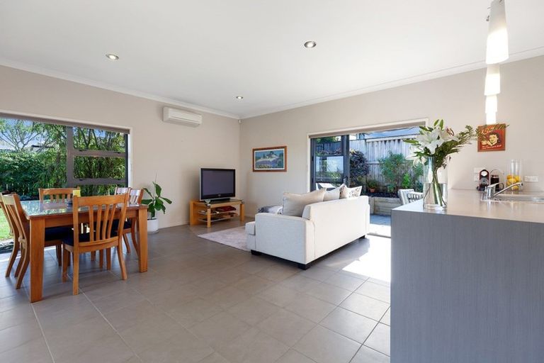 Photo of property in 4 Cotswold Place, Ohauiti, Tauranga, 3112