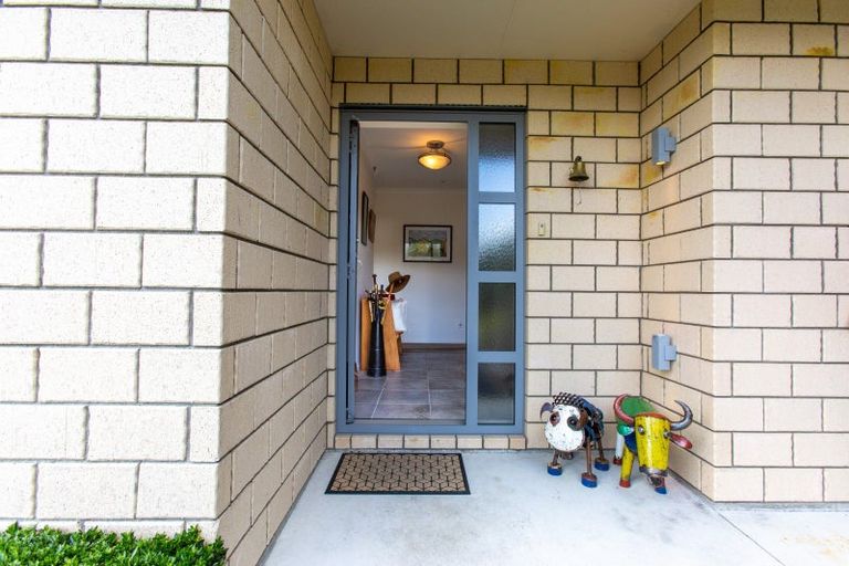 Photo of property in 52a Ruahine Street, Dannevirke, 4930