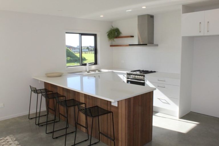 Photo of property in 16 Digby Place, Waipu, 0510