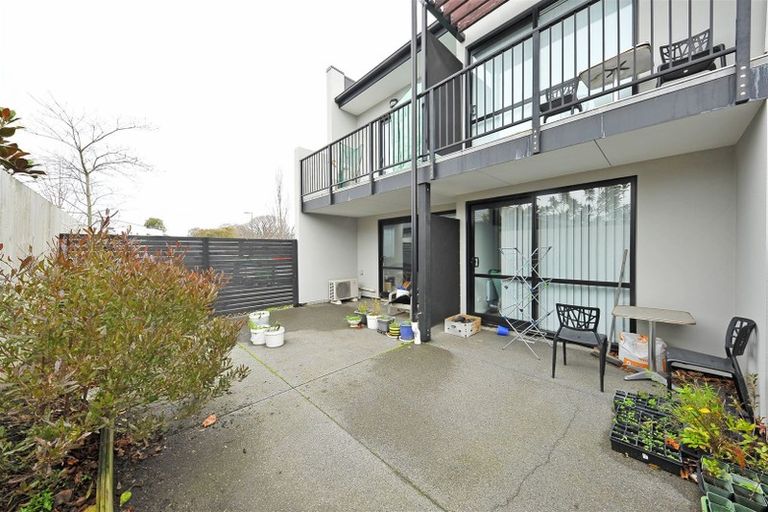 Photo of property in 6/70 Waltham Road, Sydenham, Christchurch, 8023