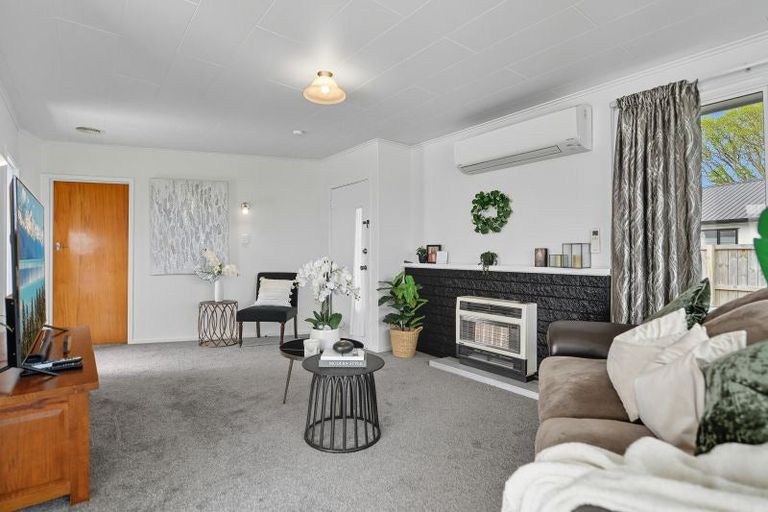 Photo of property in 6 Lugton Street, Nawton, Hamilton, 3200