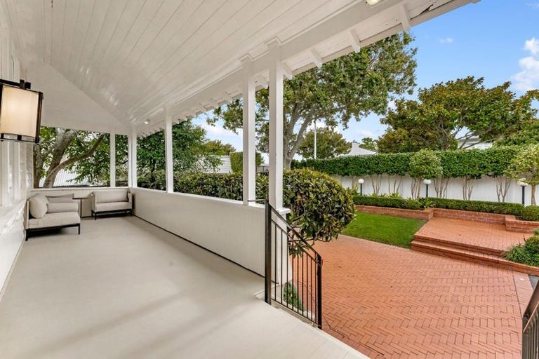 Photo of property in 65 Marine Parade, Herne Bay, Auckland, 1011