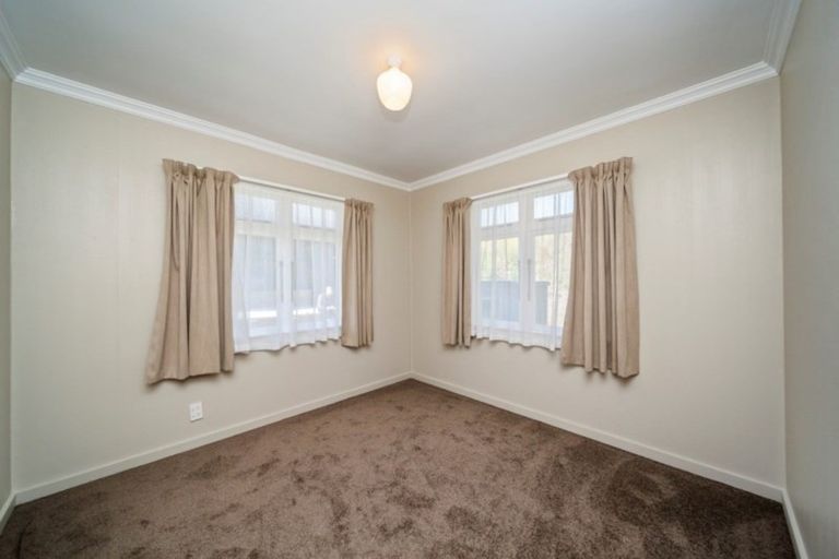 Photo of property in 1/16 Ridd Street, Lynmouth, New Plymouth, 4310