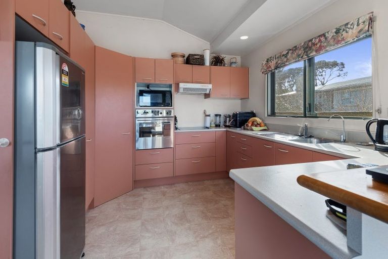 Photo of property in 6 Old Onerahi Road, Onerahi, Whangarei, 0110