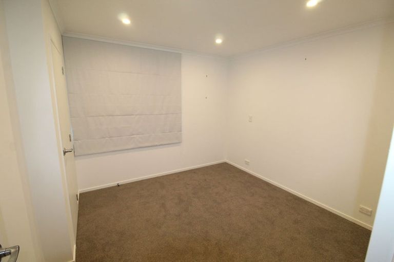 Photo of property in 24a Titoki Street, Te Atatu Peninsula, Auckland, 0610