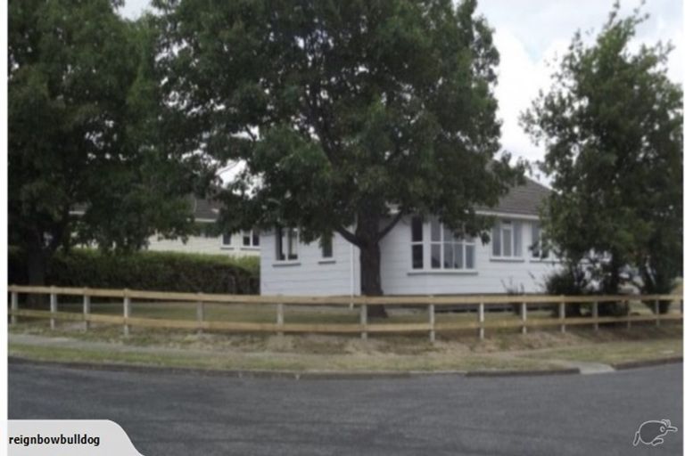 Photo of property in 15 Mccarthy Terrace, Waipukurau, 4200