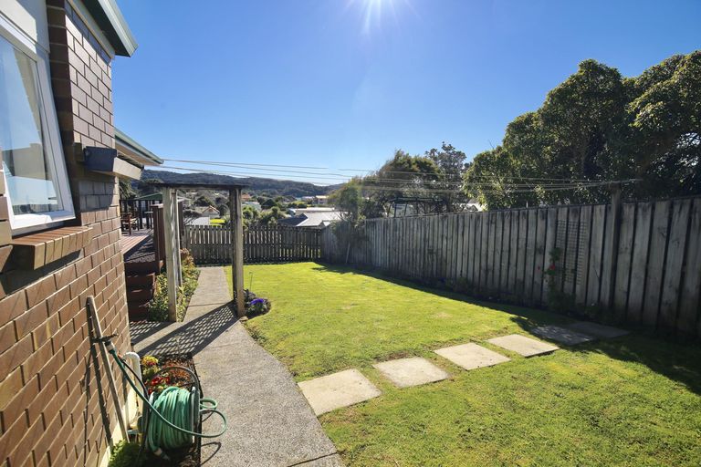Photo of property in 38c Bow Street, Raglan, 3225