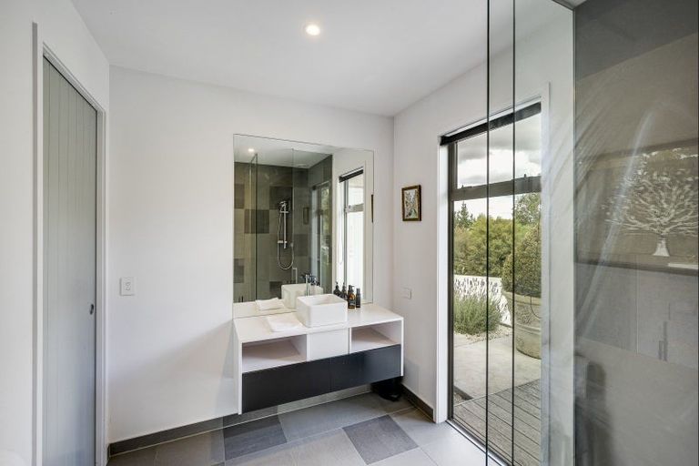 Photo of property in 1232 Taihape Road, Sherenden, Hastings, 4179